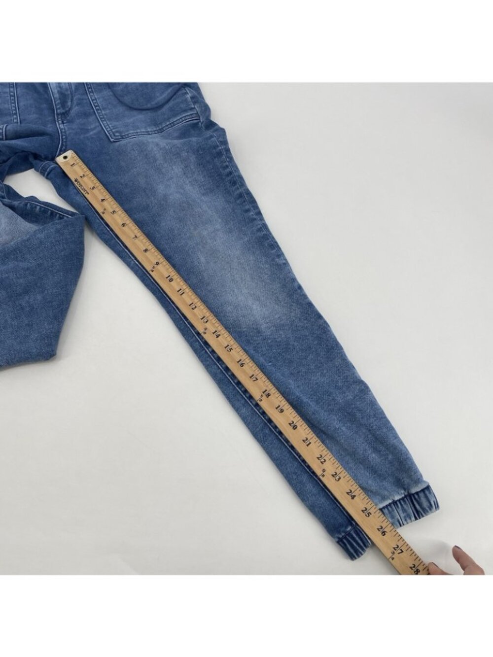 American Eagle Women’s Next Level Stretch Denim Jogger Jeans Size 10 SHORT - Picture 4 of 12